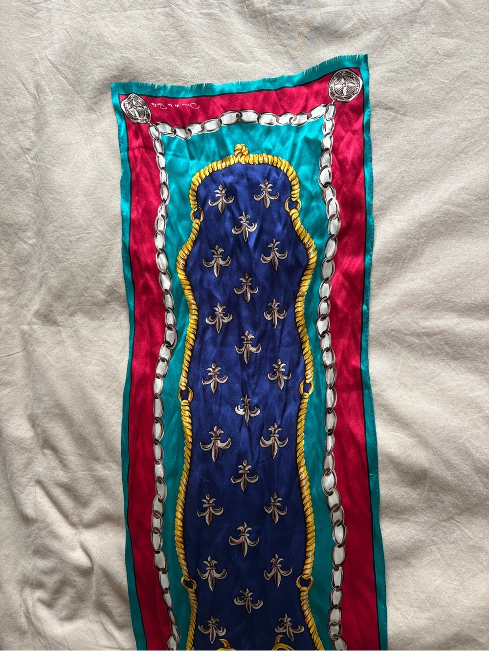 Oscar de la Renta Silk Scarf - Picture 4 of 5